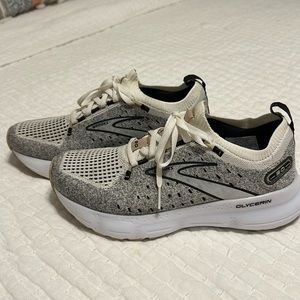 Brooks Glycerin StealthFit 20